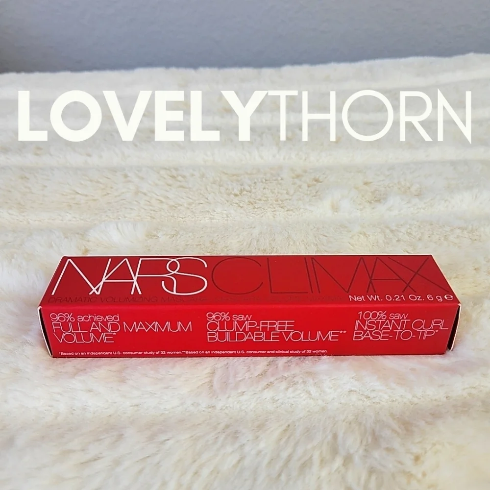 NARS // climax mascara buildable clump flake & smudge resistant black .21 oz.